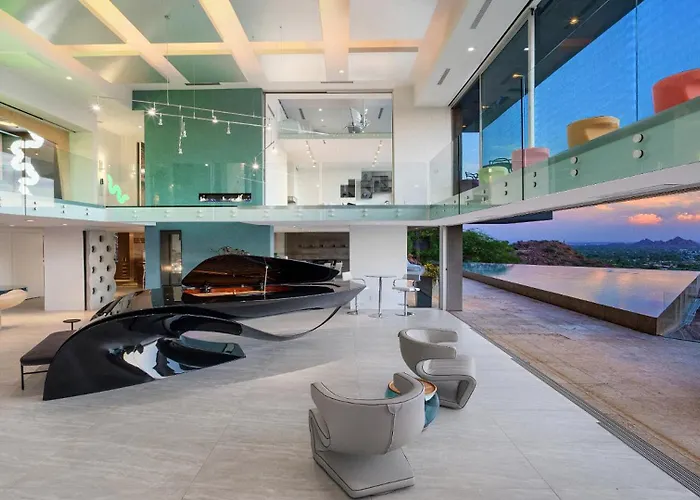 Camelback Mountain Luxury Pool, Golf, & Views *