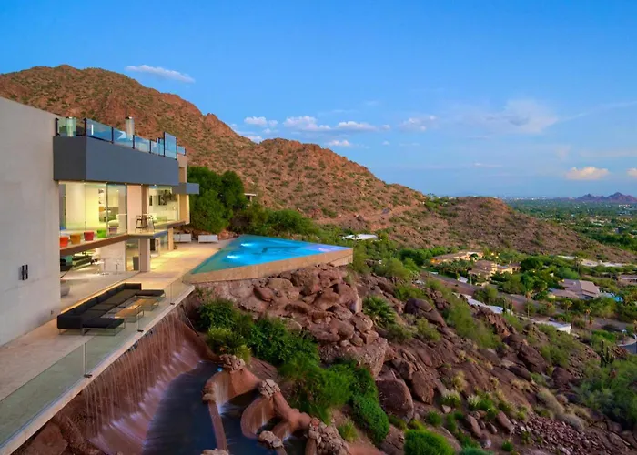 Camelback Mountain Luxury Pool, Golf, & Views Holiday home Phoenix